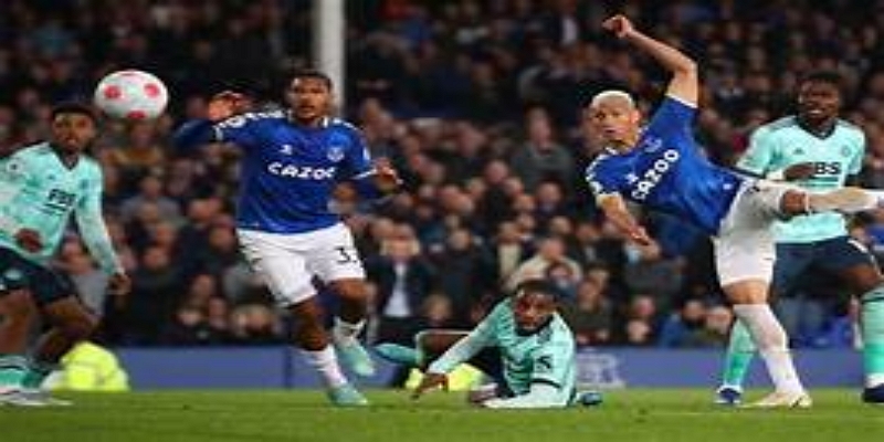 新帅首秀与初步布局-米兰体育