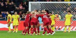 米兰体育前瞻：小组出线形势与格局变化-米兰体育