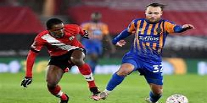 米兰体育战术复盘—从崩盘到逆袭的关键转折点-米兰体育